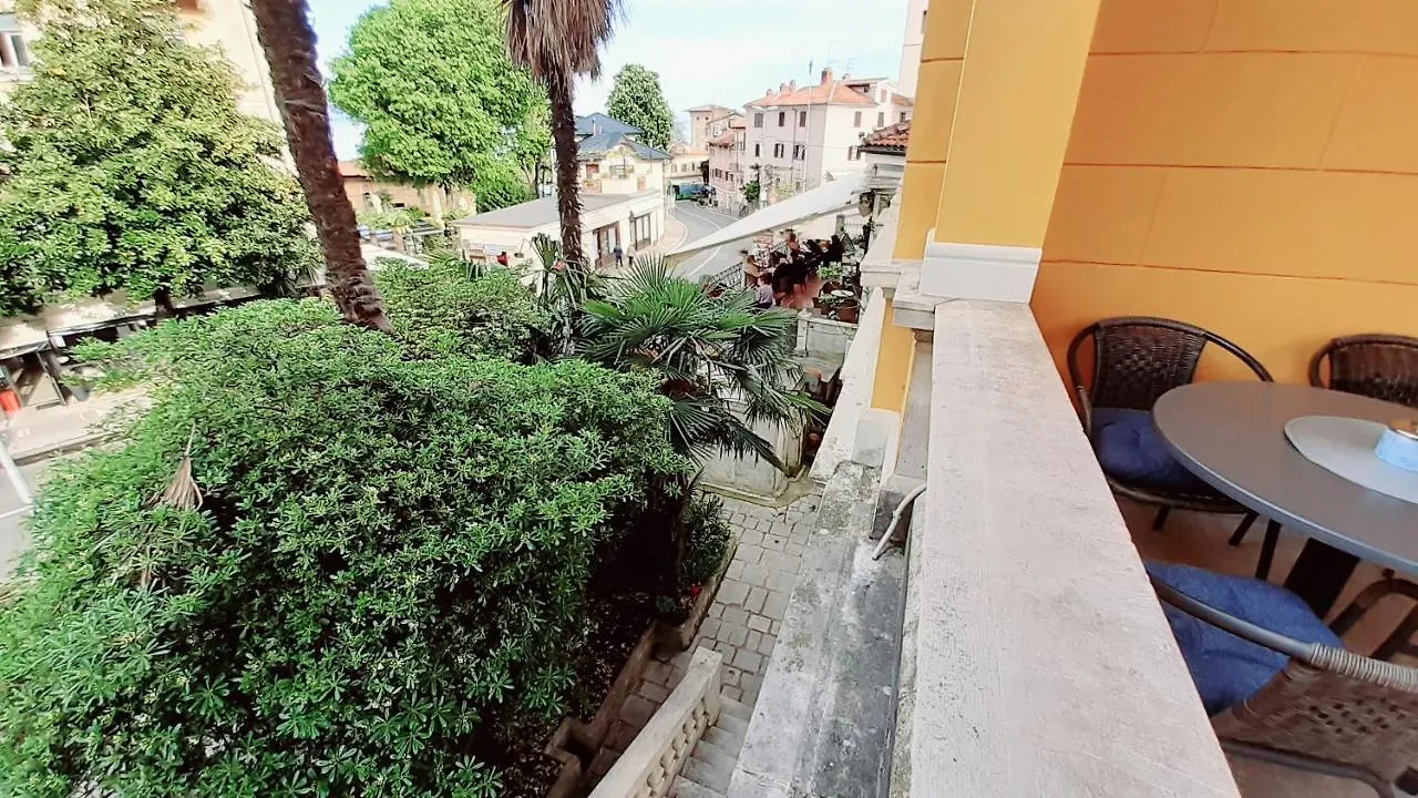Apartment Lovran Centar, Apartman Gega