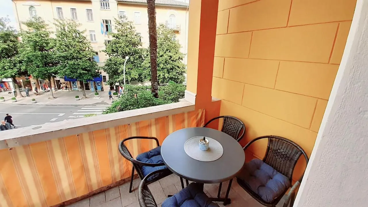 Lovran Centar, Apartman Gega Apartment