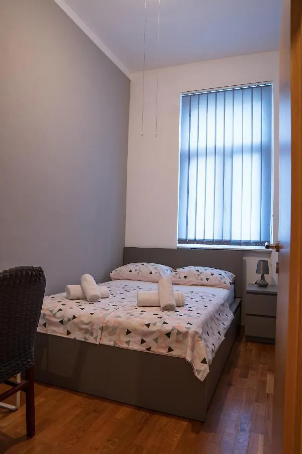 Lovran Centar, Apartman Gega