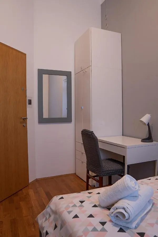 Lovran Centar, Apartman Gega 0*,  Croatia