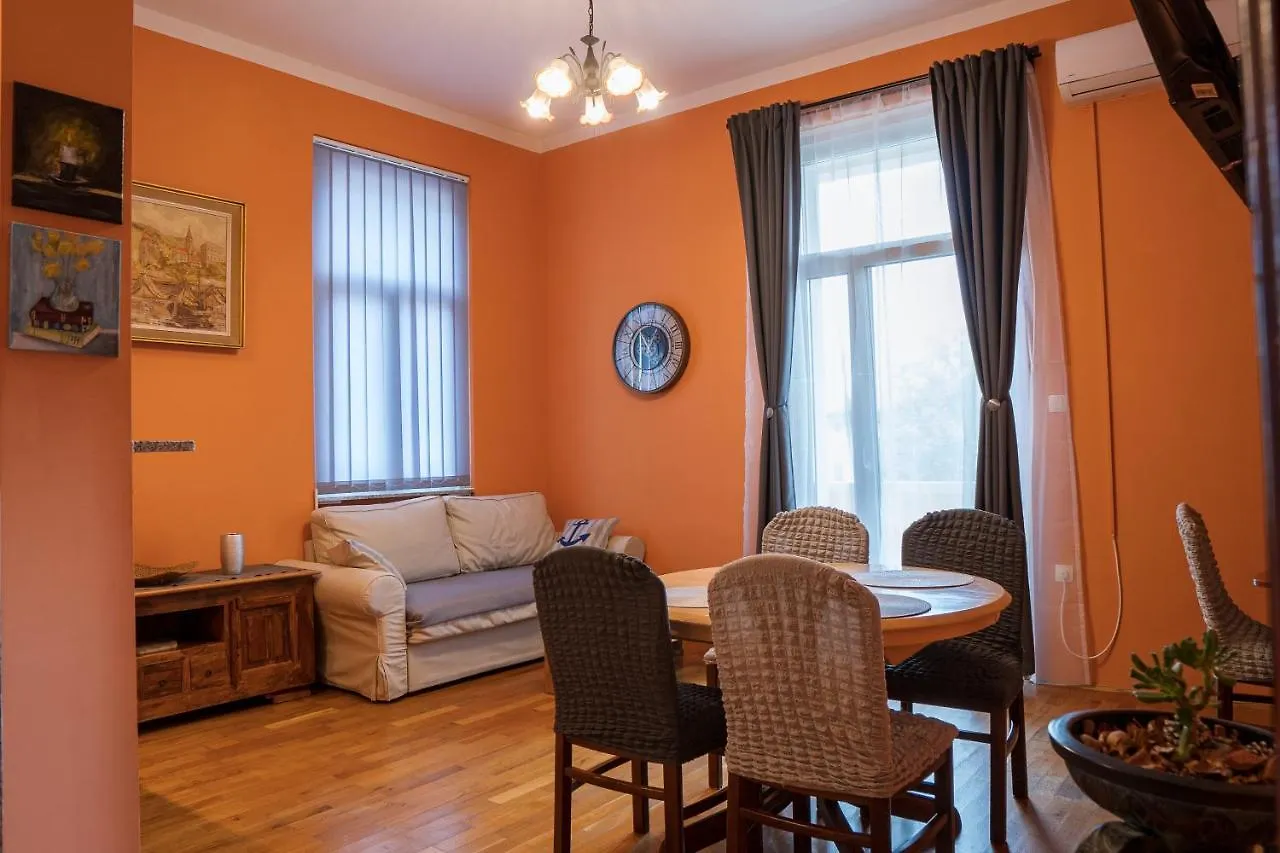 Lovran Centar, Apartman Gega Croatia